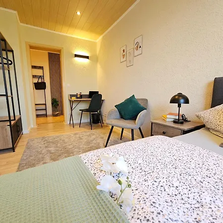 Neu Businessapp In Zentraler Lage Mit 3 Schlafzimmern Fuer Geschaeftsreisende Pendler Und Familien Naehe Sz See Salzgitter Exterior foto