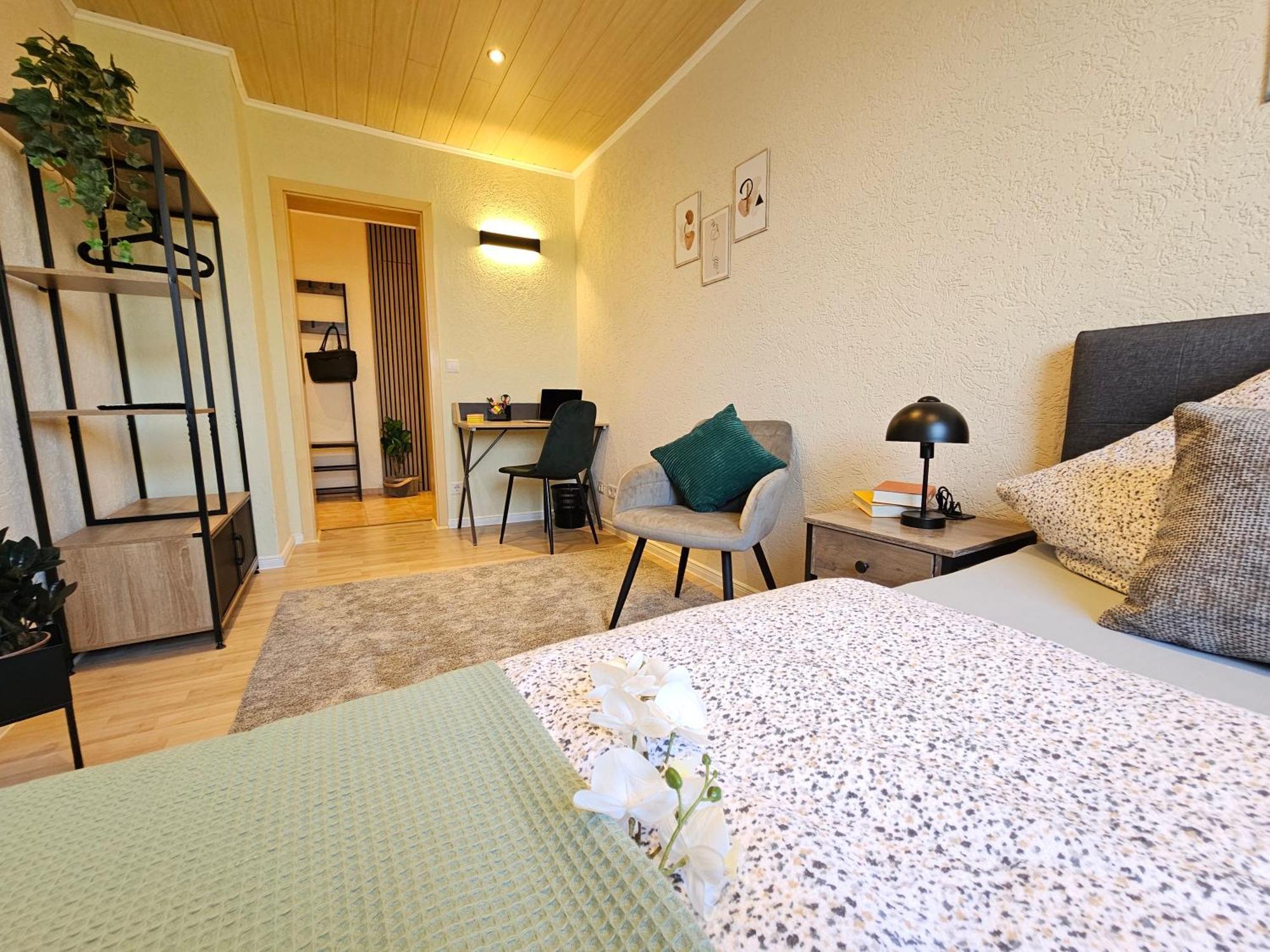 Apartment Neu Businessapp In Zentraler Lage Mit 3 Schlafzimmern Fuer Geschaeftsreisende Pendler Und Familien Naehe Sz